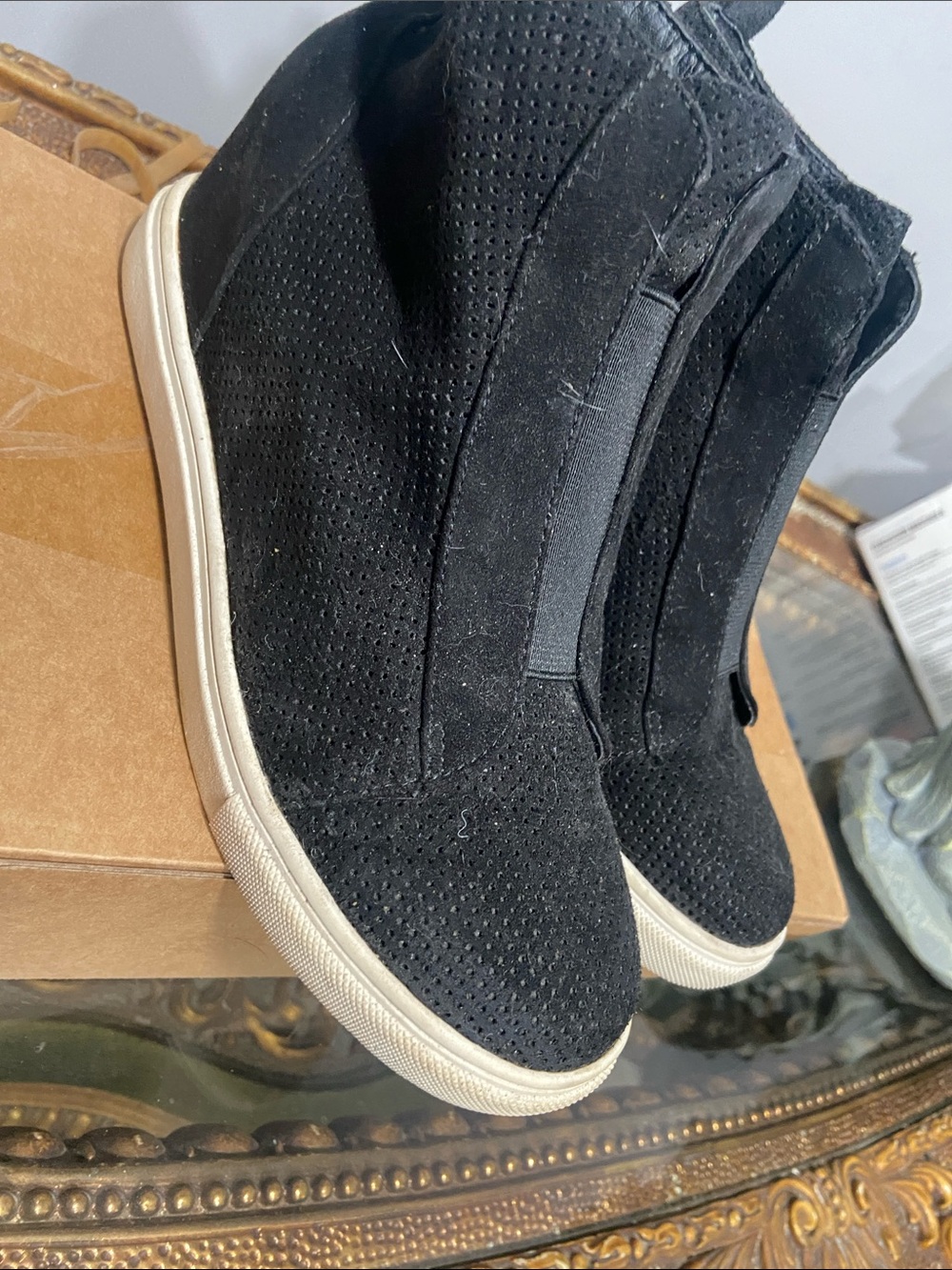Steve Madden Flavy model.